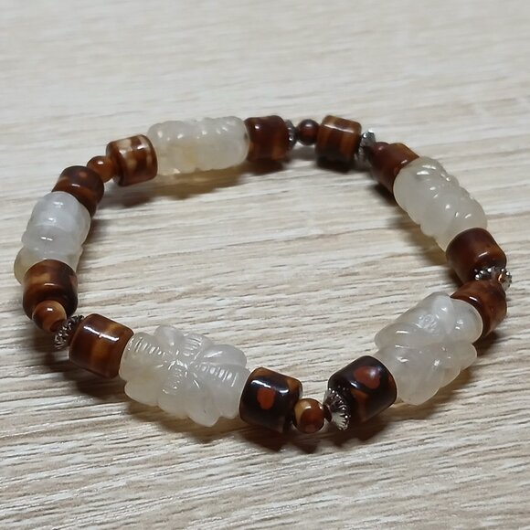 Hand Crafted Handmade Beaded Unisex Stretch Bracelet Brown & White #16 - Picture 9 of 11